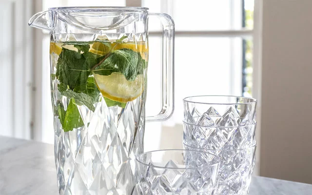 Jarra De Cristal Koziol De 1,6 Litros Con Tapa Y 4 Tazas 3 Jarra De Cristal Koziol De 1,6 Litros Con Tapa Y 4 Tazas